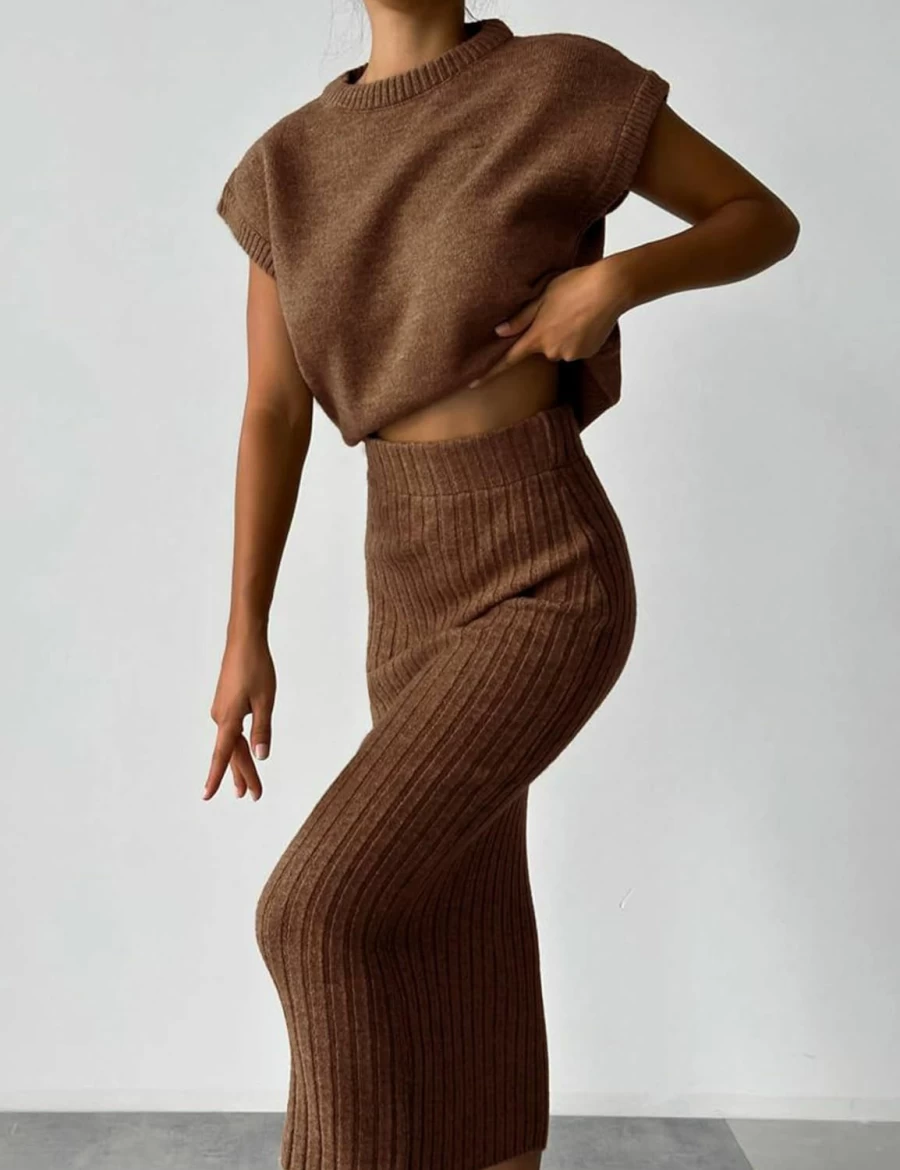 Zhiyouni Women's Knit Sweater Set with Vest and Bodycon Maxi Skirt - Loungewear Outfits 2 Piece